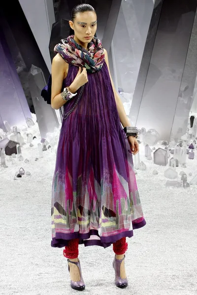 Look 27